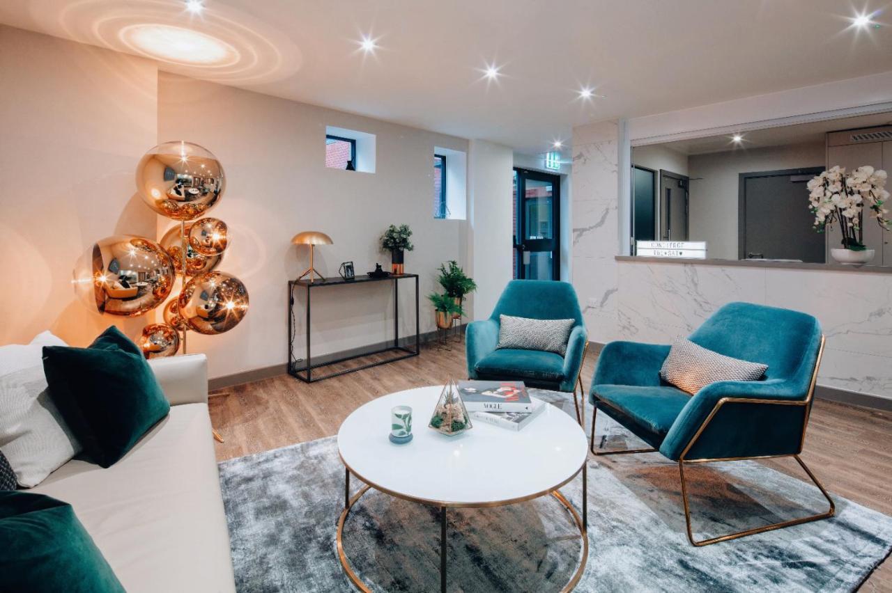 Apartment Two Bedroom Urban Retreat In The Heart Of *