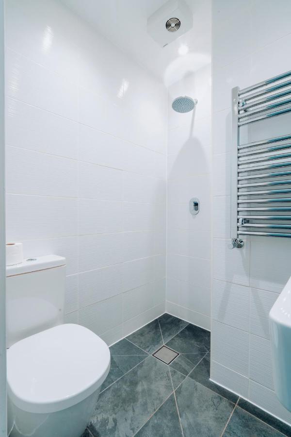 Apartment Two Bedroom Urban Retreat In The Heart Of