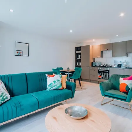 Two Bedroom Urban Retreat In The Heart Of Exeter Exterior photo