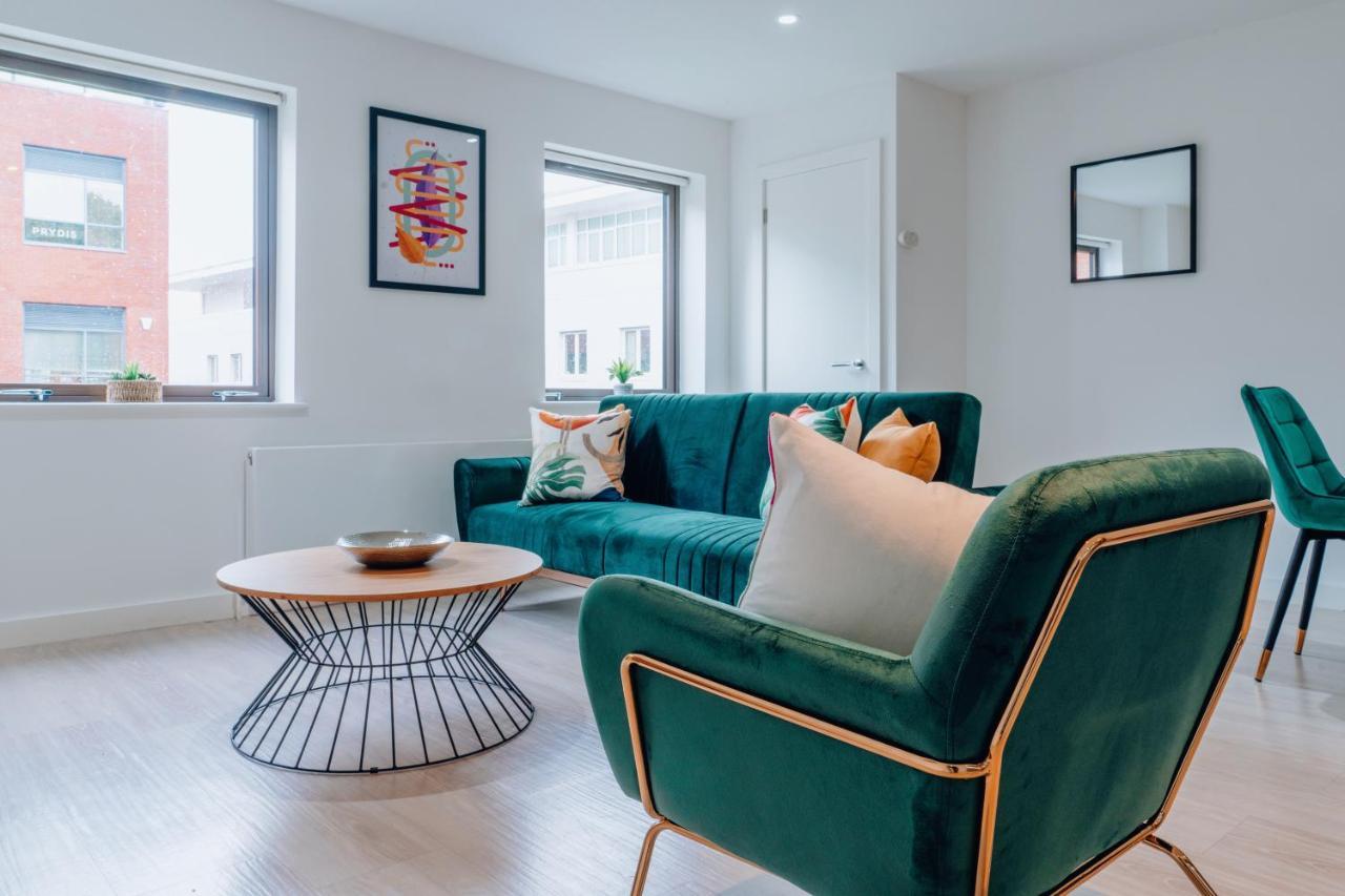 Two Bedroom Urban Retreat In The Heart Of Apartment Exeter